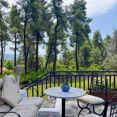 #Villa Hecate By Halu! Sani Villas فيلة