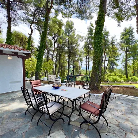 فيلة #Villa Hecate By Halu! Sani Villas باراليا ساني